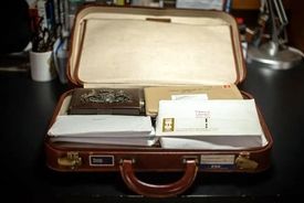 رازهای یک چمدان: از ثروت تا تبعید